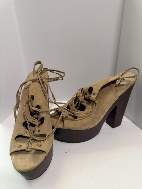 JustFab Shoes - JUSTFAB platform chunky heels with string